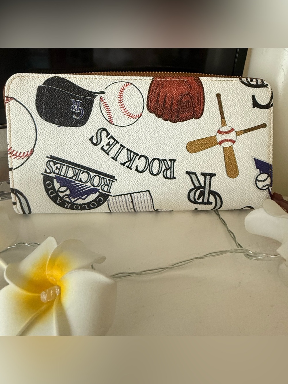 Dooney & Bourke baseball Colorado Rockies zip around wallet wristlet LTD ED - Picture 5 of 15